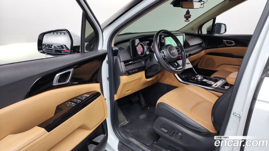 Kia Carnival 9-Seater Noblesse, 2023