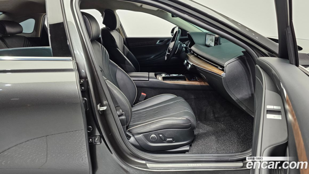 Genesis G80 Gasoline 2.5 Turbo AWD, 2022