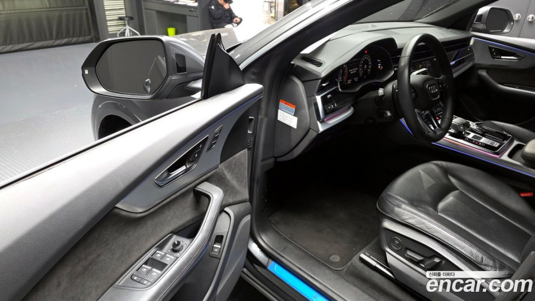 Audi Q8 45 TDI Quattro Premium, 2021