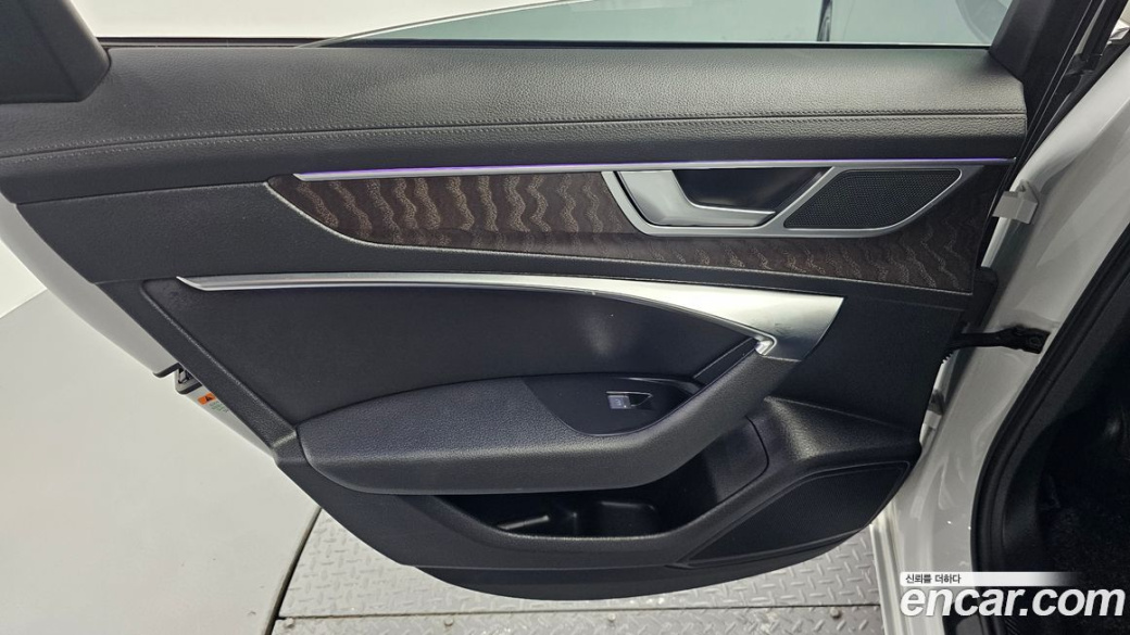 Audi A6 45 TFSI Premium, 2023
