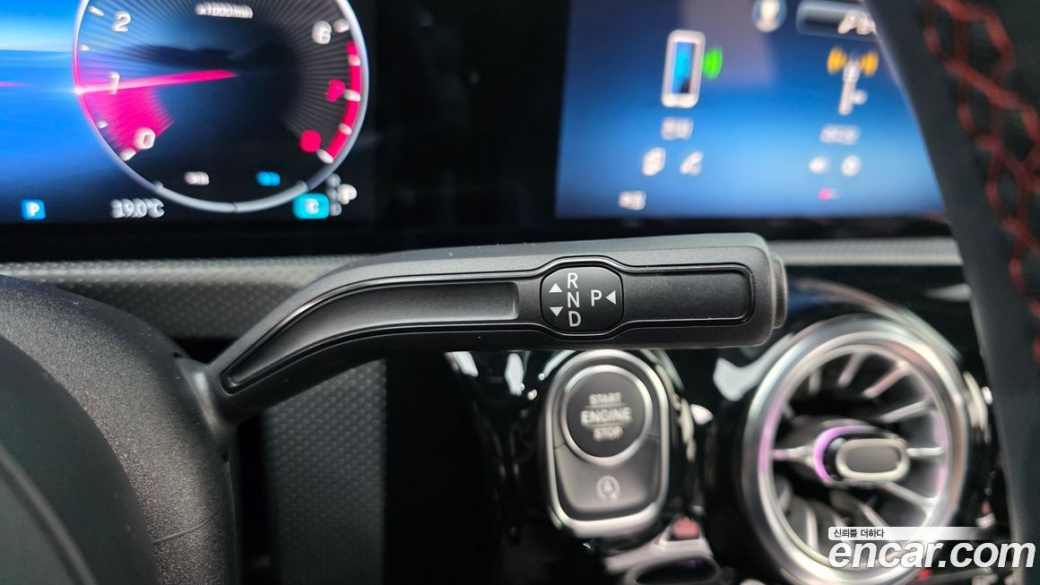 Mercedes-Benz CLA-Class CLA250 4MATIC, 2024