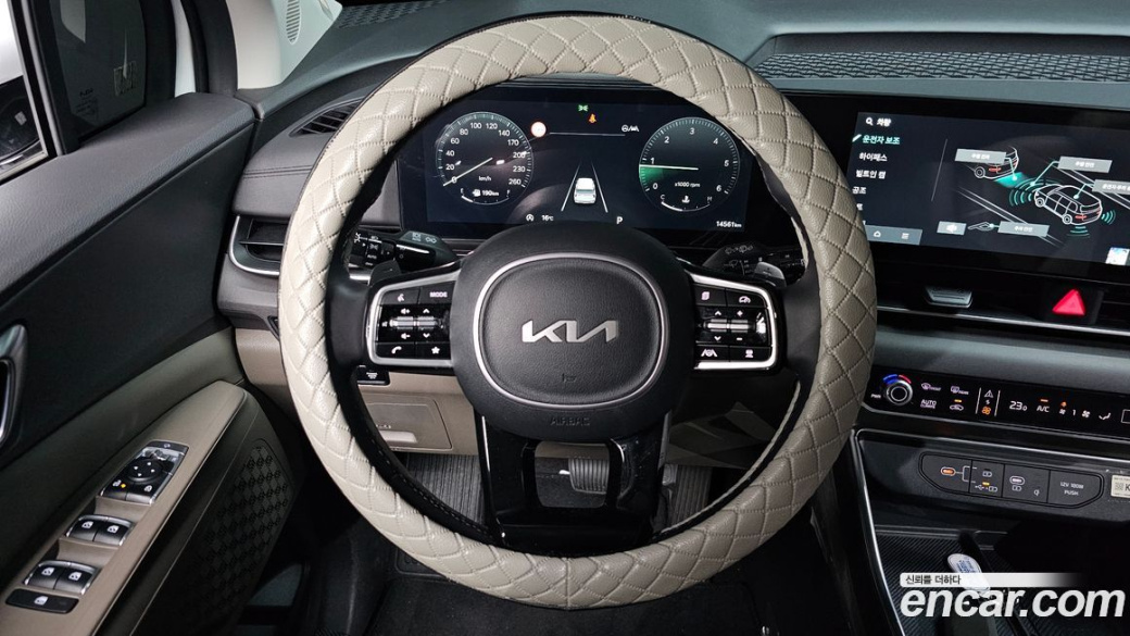 Kia Carnival 9-Seater Noblesse, 2024