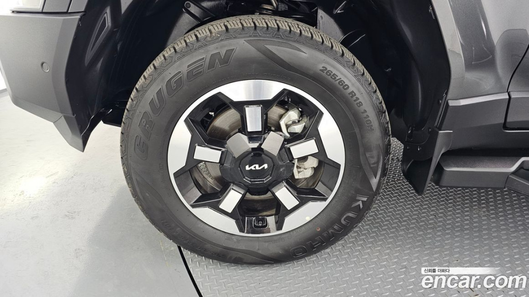 Kia Tasman 2.5T Gasoline 4WD, 2026