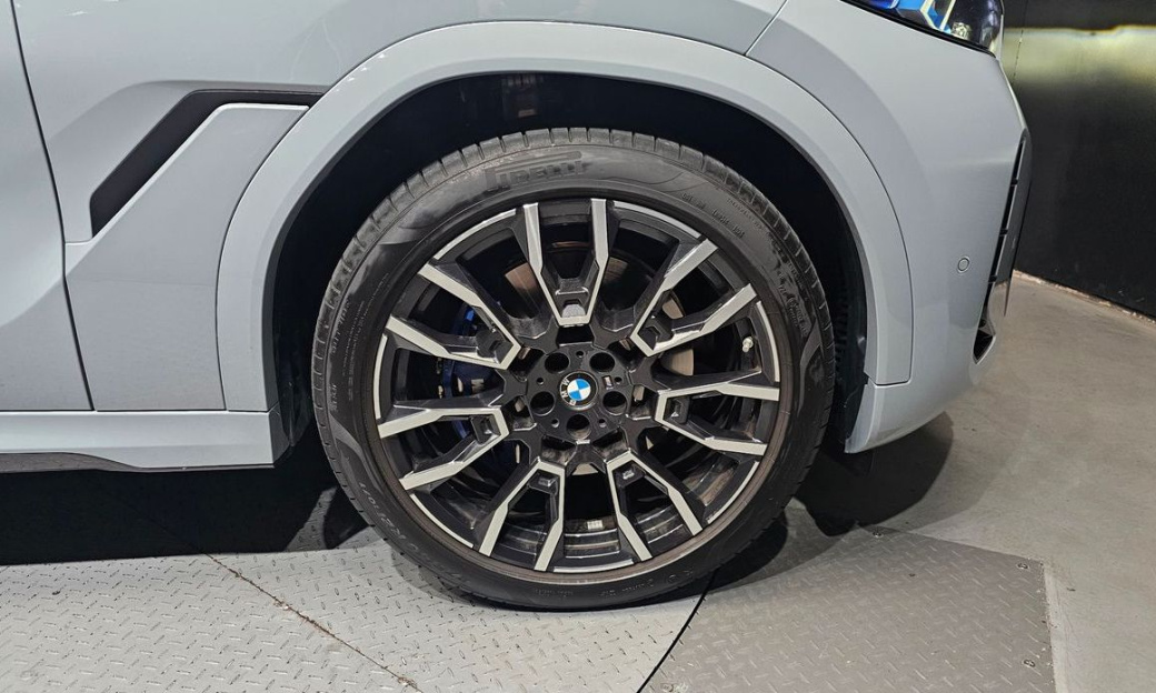 BMW X6 xDrive40i M Sport, 2025