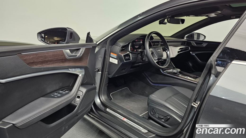 Audi A7 45 TDI Quattro Premium, 2022