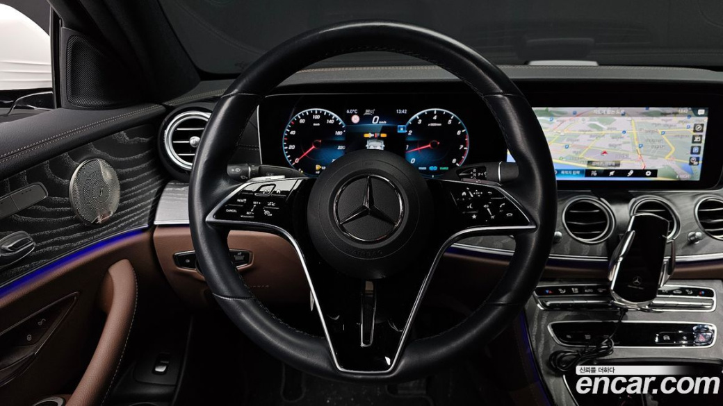 Mercedes-Benz E-Class E350 4MATIC Avantgarde, 2022