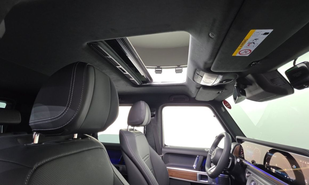 Mercedes-Benz G-Class G450d, 2026