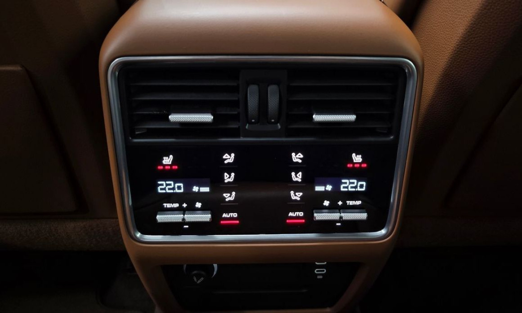 Porsche Cayenne 4.0 Turbo, 2022