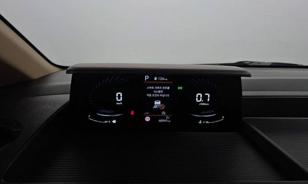Hyundai Staria Tourer 9-Seater, 2024
