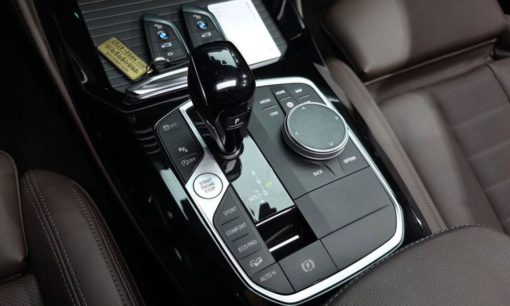 BMW X4 xDrive20i M Sports Pro, 2022