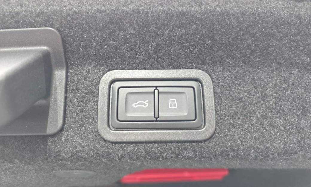 Audi A6 45 TFSI Quattro Premium, 2023