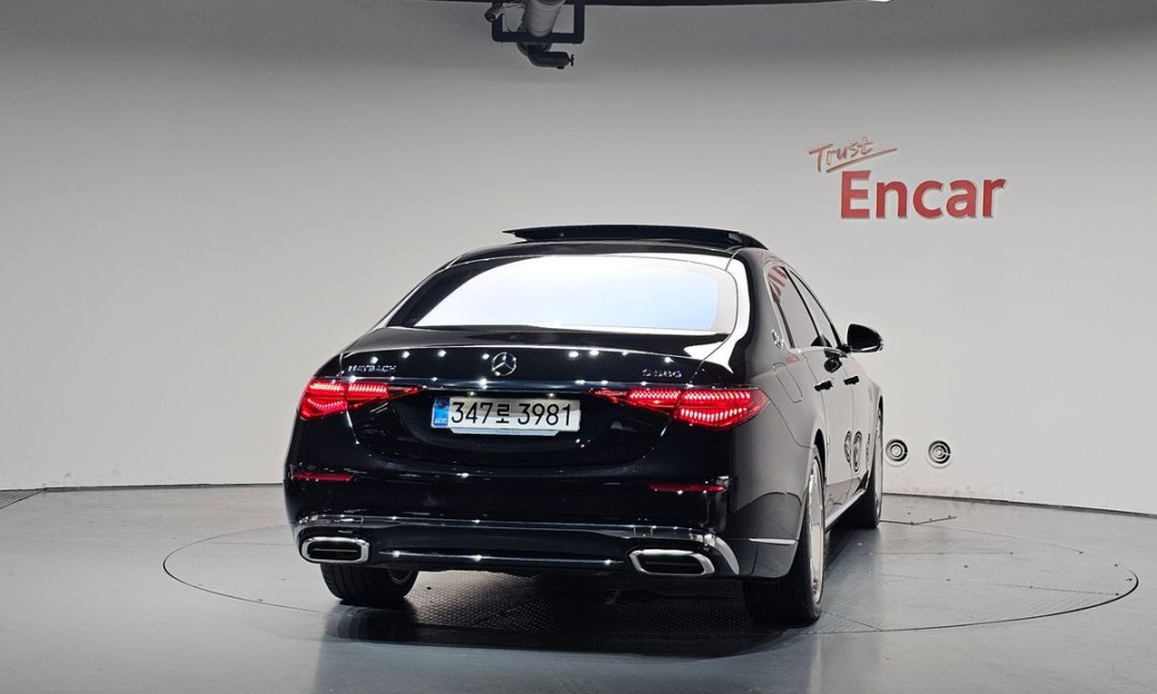 Mercedes-Benz S-Class Maybach S580 4MATIC, 2025
