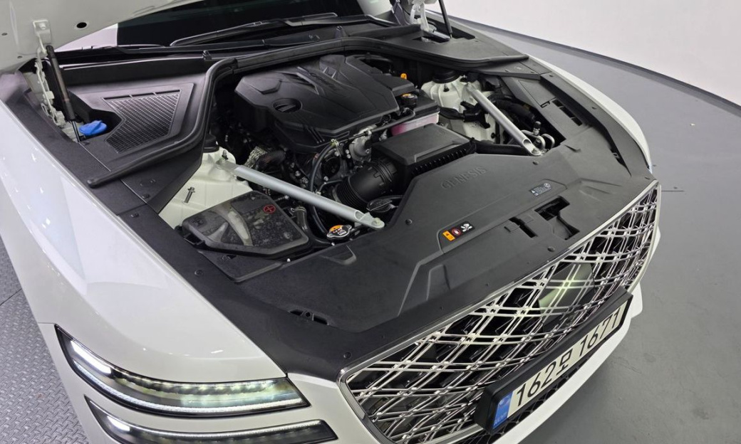 Genesis G80 Gasoline 2.5 Turbo AWD, 2025