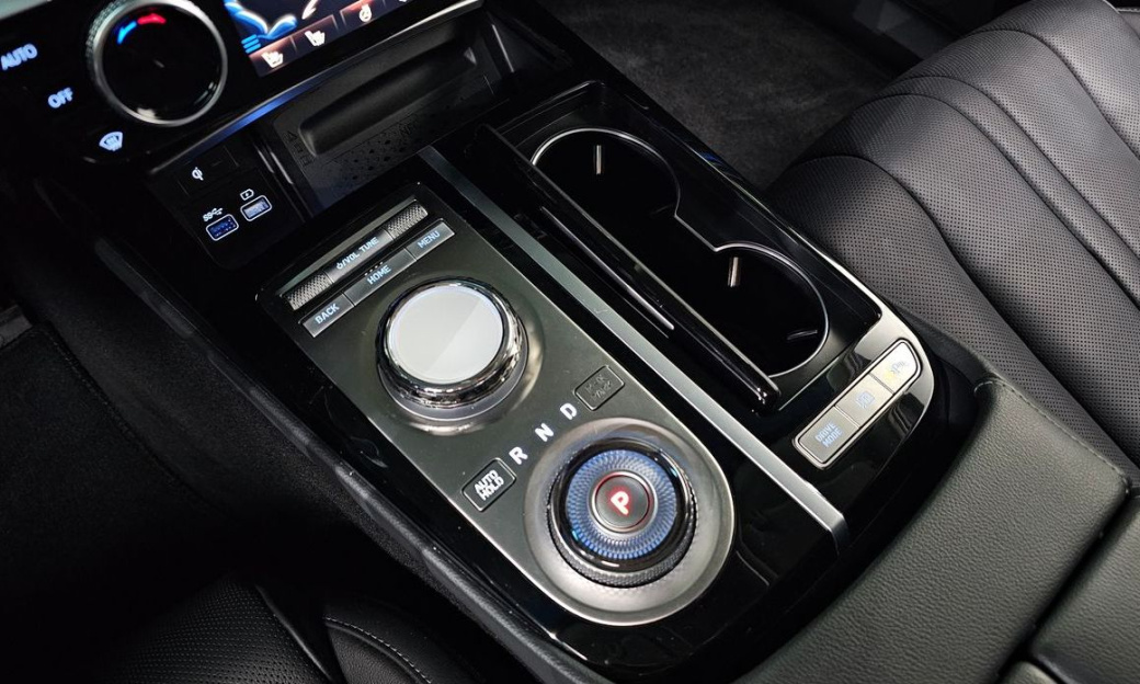 Genesis G80 Gasoline 2.5 Turbo AWD, 2024