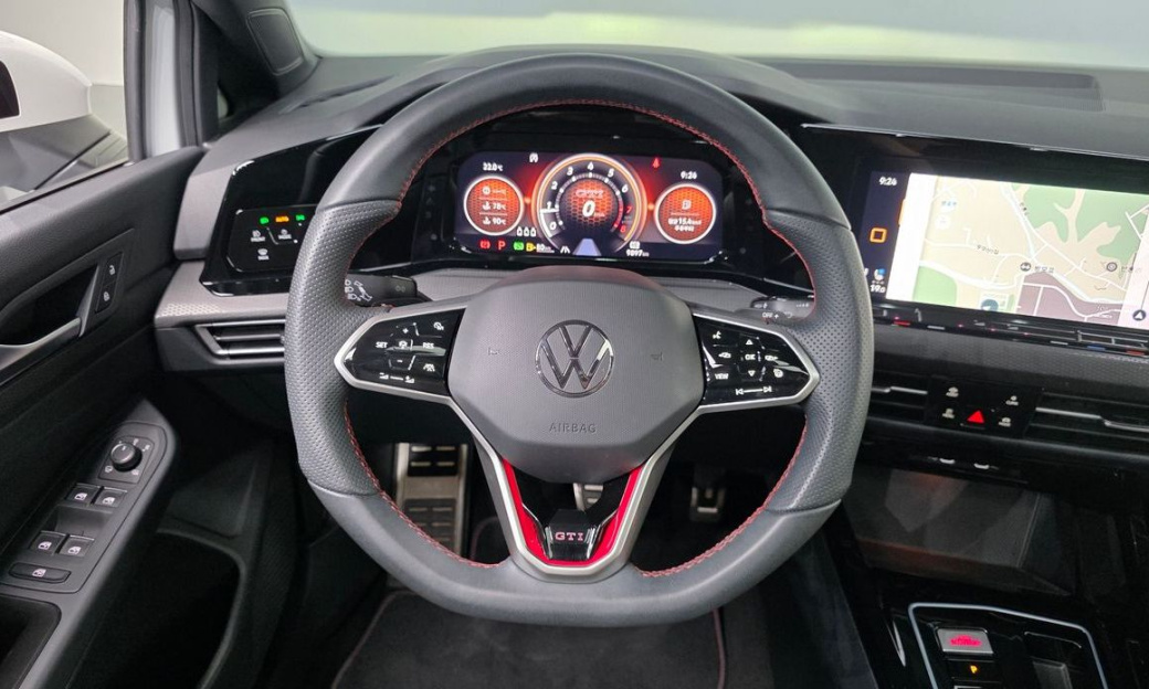 Volkswagen Golf 2.0 GTI, 2024