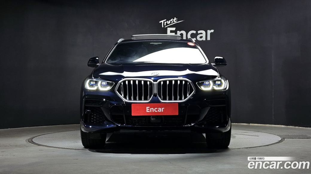 BMW X6 xDrive40i M Sport, 2023