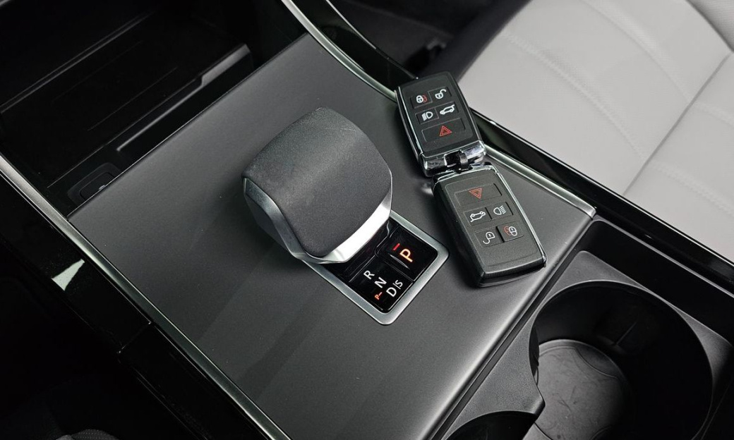 Land Rover Range Rover Evoque P250 Dynamic SE, 2025