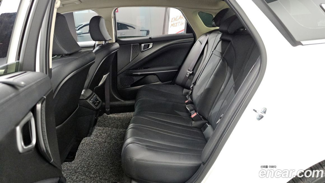 Kia K8 2.5 Gasoline 2WD, 2025
