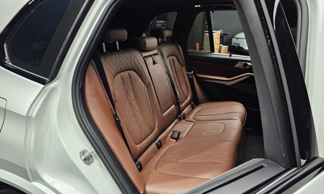 BMW X5 xDrive 40i M Sport, 2025