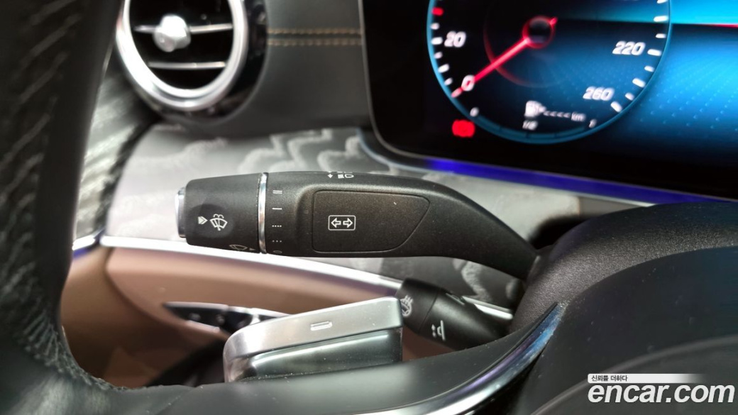 Mercedes-Benz E-Class E350 4MATIC Exclusive, 2023