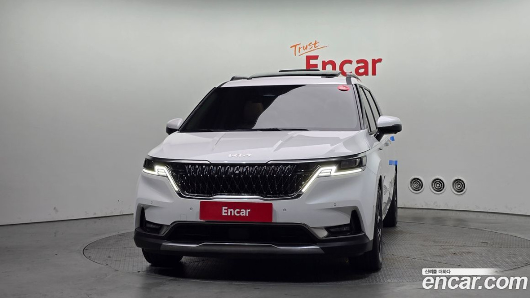 Kia Carnival 9-Seater Signature, 2023