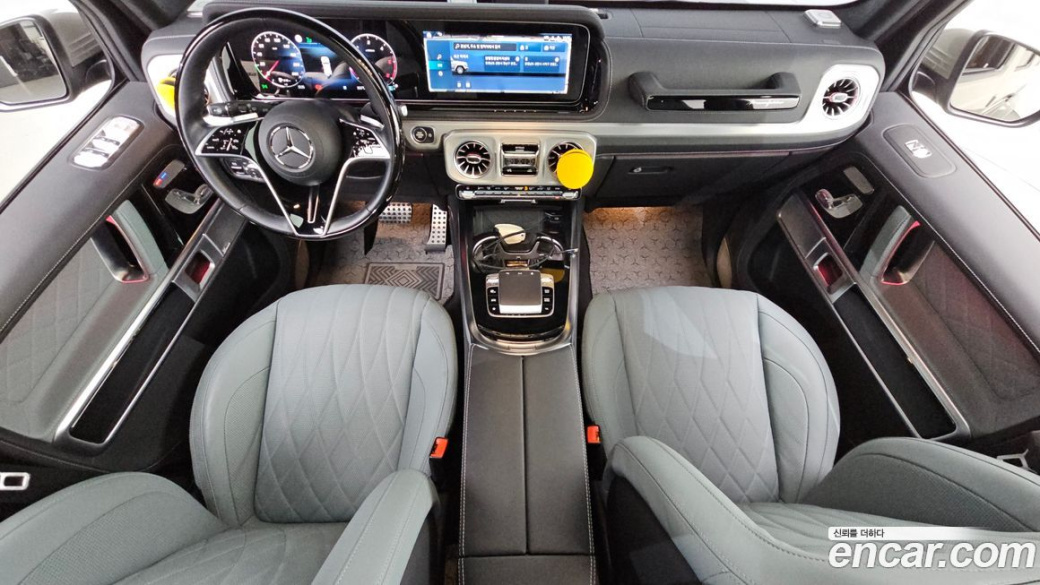 Mercedes-Benz G-Class G450d Manufaktur, 2025