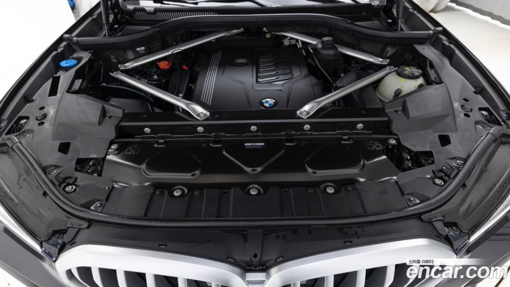 BMW X6 xDrive40i M Sport, 2023