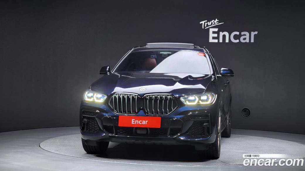 BMW X6 M50i, 2023