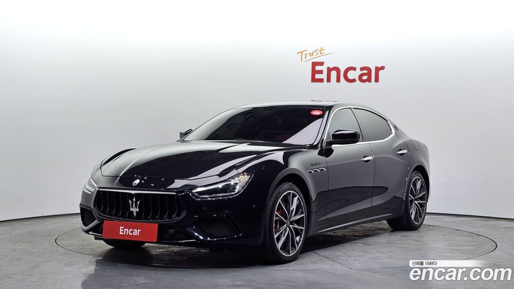 Maserati Ghibli 3.0 Modena, 2022