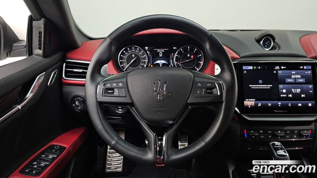 Maserati Ghibli 2.0 GT, 2023