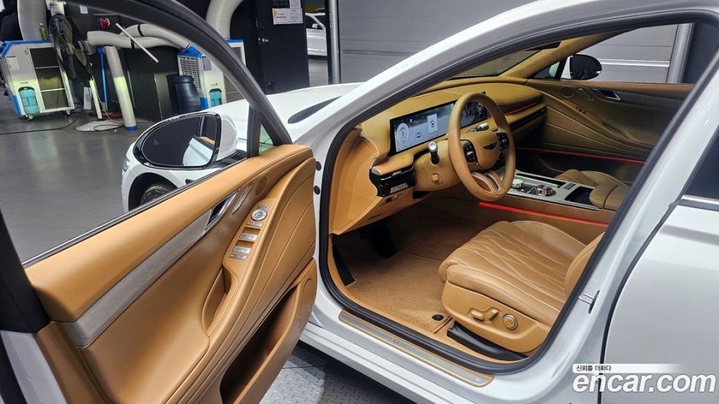 Genesis G80 Gasoline 2.5 Turbo 2WD, 2025