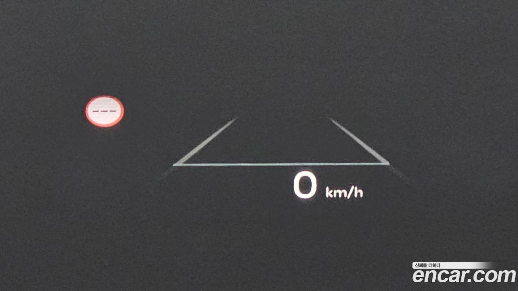 Kia Carnival 9-Seater Signature, 2024