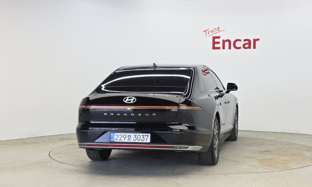 Hyundai Grandeur 2,5 Gasoline 2WD, 2025