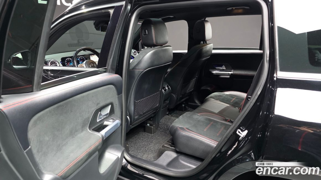 Mercedes-Benz GLB-Class GLB250 4MATIC, 2023