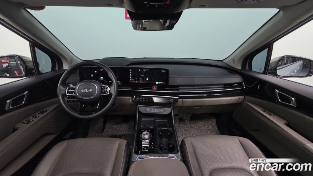 Kia Carnival 9-Seater Gravity, 2025