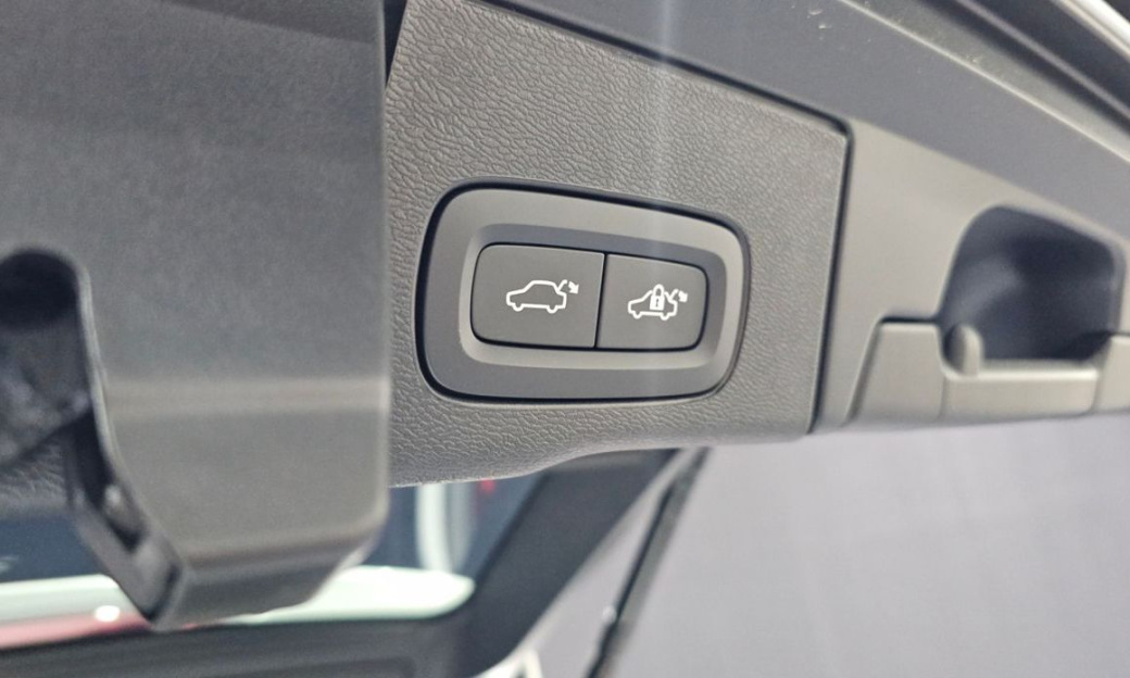 Volvo XC60 B5 Ultra Bright Air Sus, 2026