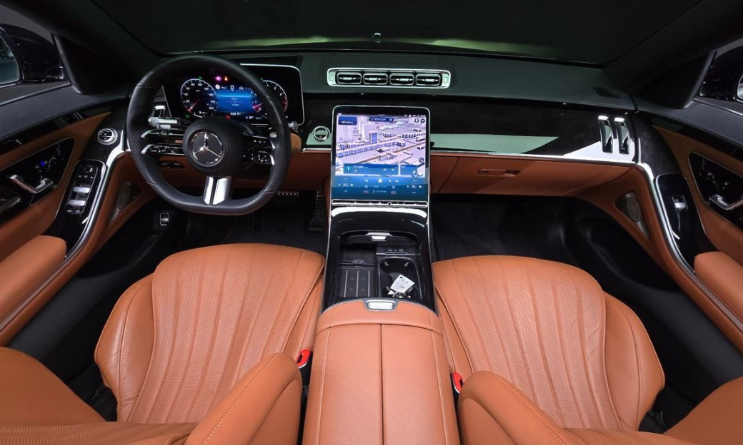 Mercedes-Benz S-Class S500L 4MATIC, 2022