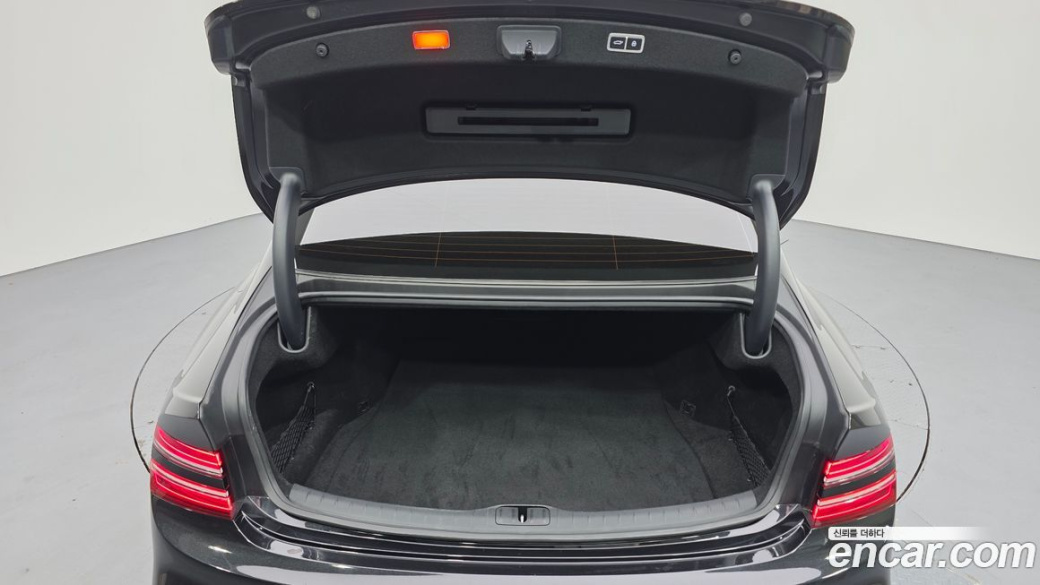 Genesis G80 Gasoline 2.5 Turbo AWD, 2025