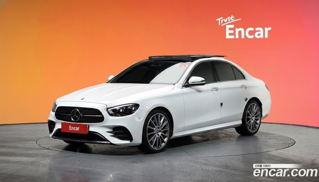 Mercedes-Benz E-Class E350 4MATIC AMG Line, 2022