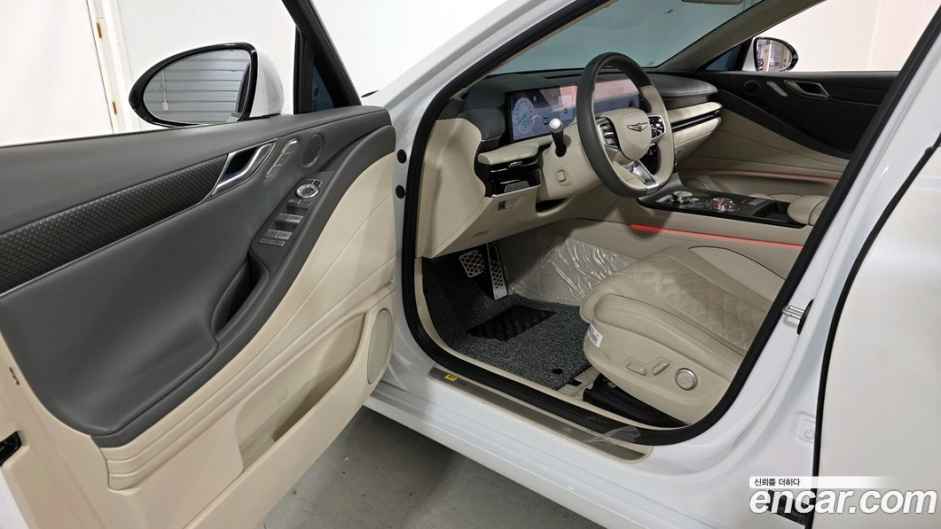 Genesis G80 Gasoline 2.5 Turbo 2WD, 2025