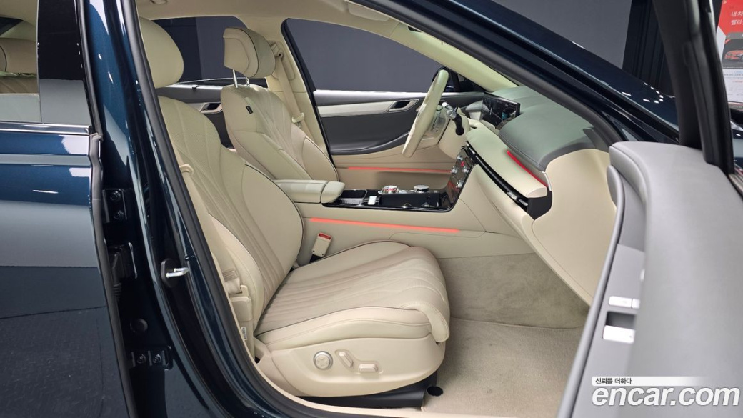 Genesis G80 Gasoline 2.5 Turbo AWD, 2025