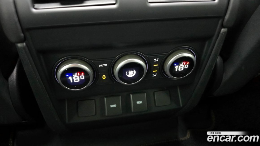 Land Rover Defender 130 D300 X-Dynamic HSE, 2024