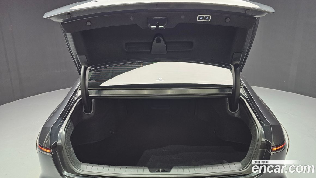 Hyundai Grandeur 2,5 Gasoline 2WD, 2023