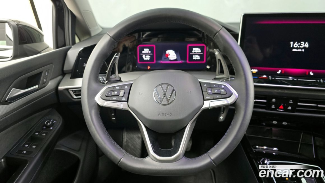 Volkswagen Golf 2.0 TDI Prestige, 2025