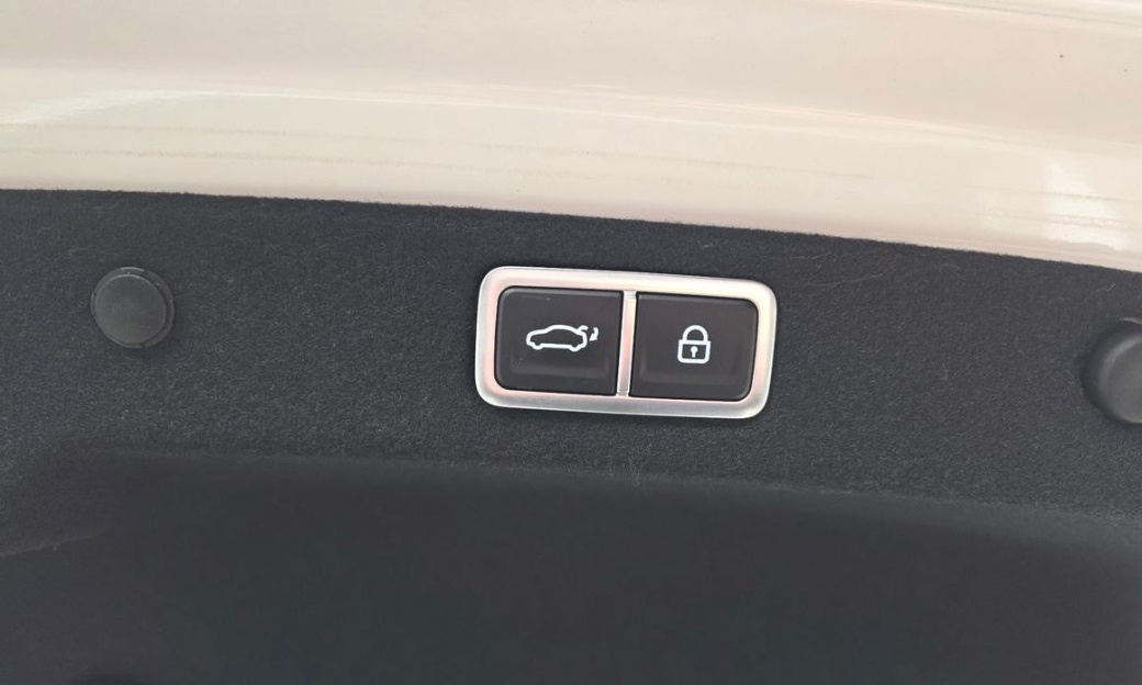Hyundai Grandeur 2,5 Gasoline 2WD, 2023