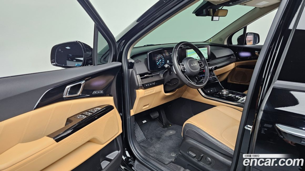 Kia Carnival 9-Seater Signature, 2023
