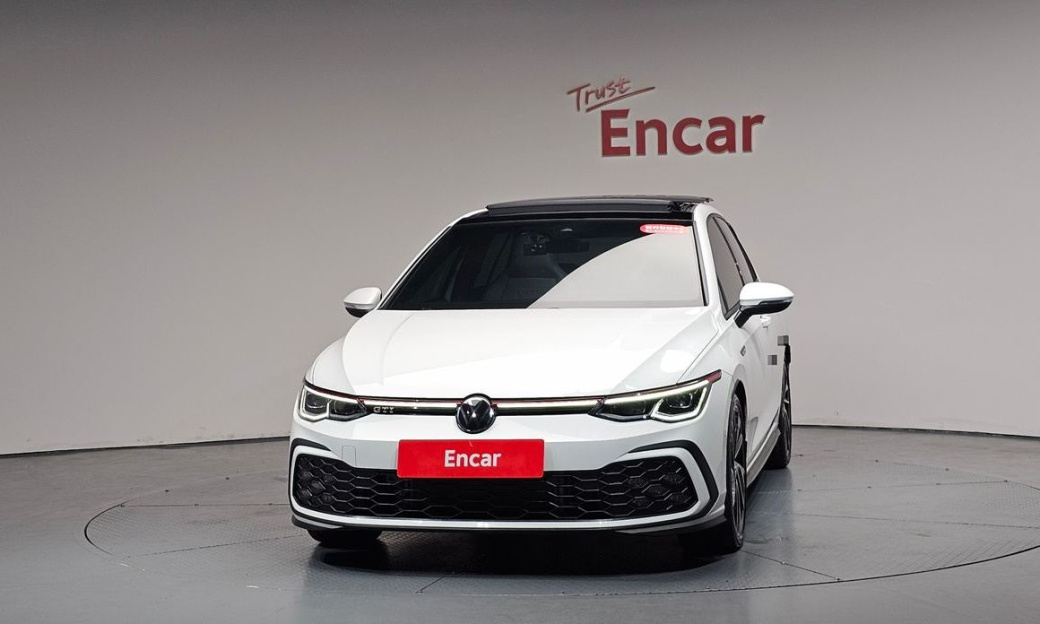 Volkswagen Golf 2.0 GTI, 2024