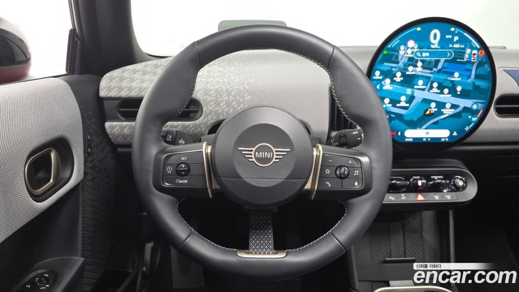 Mini Cooper Favoured, 2025