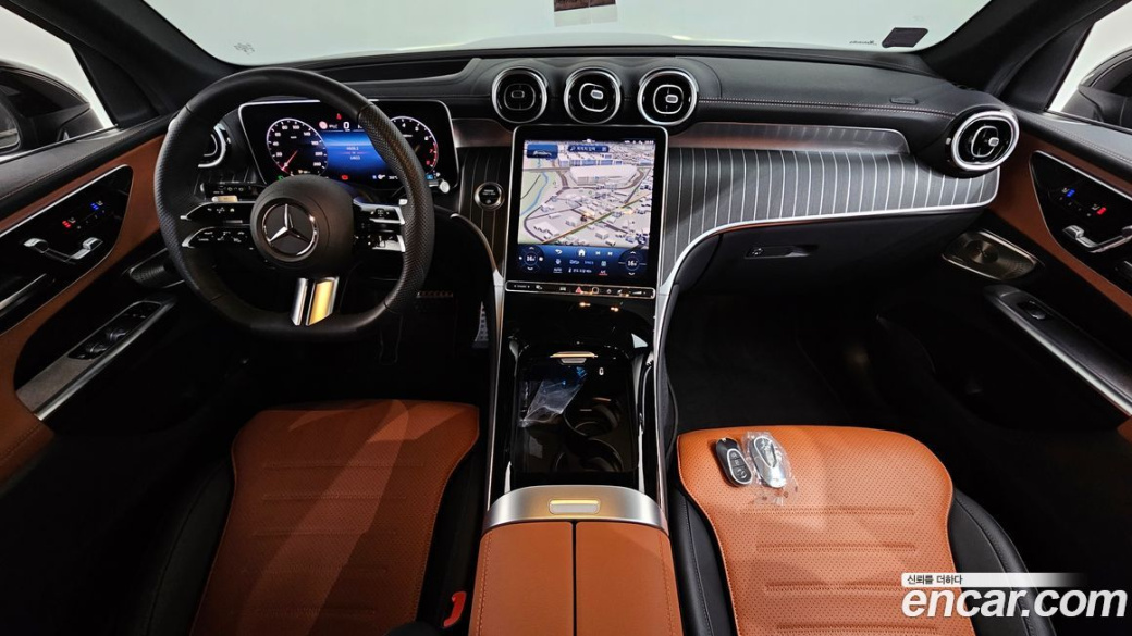 Mercedes-Benz GLC-Class GLC300 4MATIC AMG Line, 2024