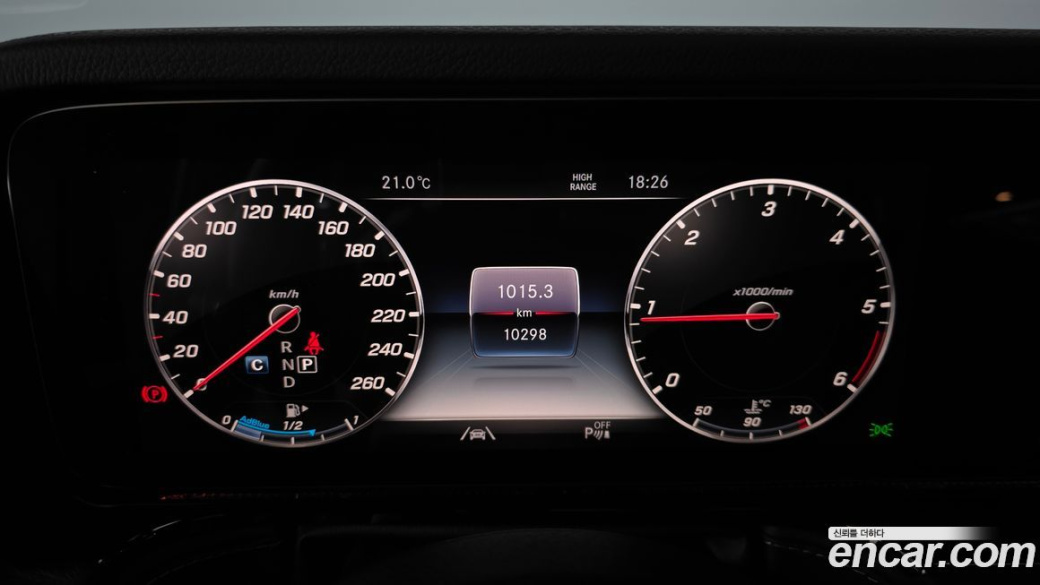 Mercedes-Benz G-Class G400d, 2023